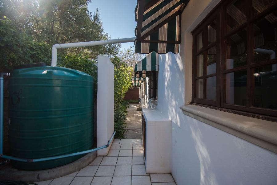 4 Bedroom Property for Sale in Roundhay Western Cape